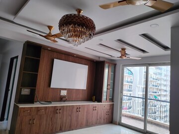 Furnished Amenities in 3 BHK Apartment at Ansal Royal Heritage, Sector 70 – for Rent