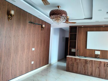 Furnished Amenities in 3 BHK Apartment at Ansal Royal Heritage, Sector 70 – for Rent