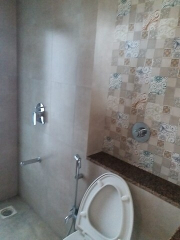 Bathroom in 3 BHK Apartment at Mahavir Arham Brindavan, Chembur – for Sale