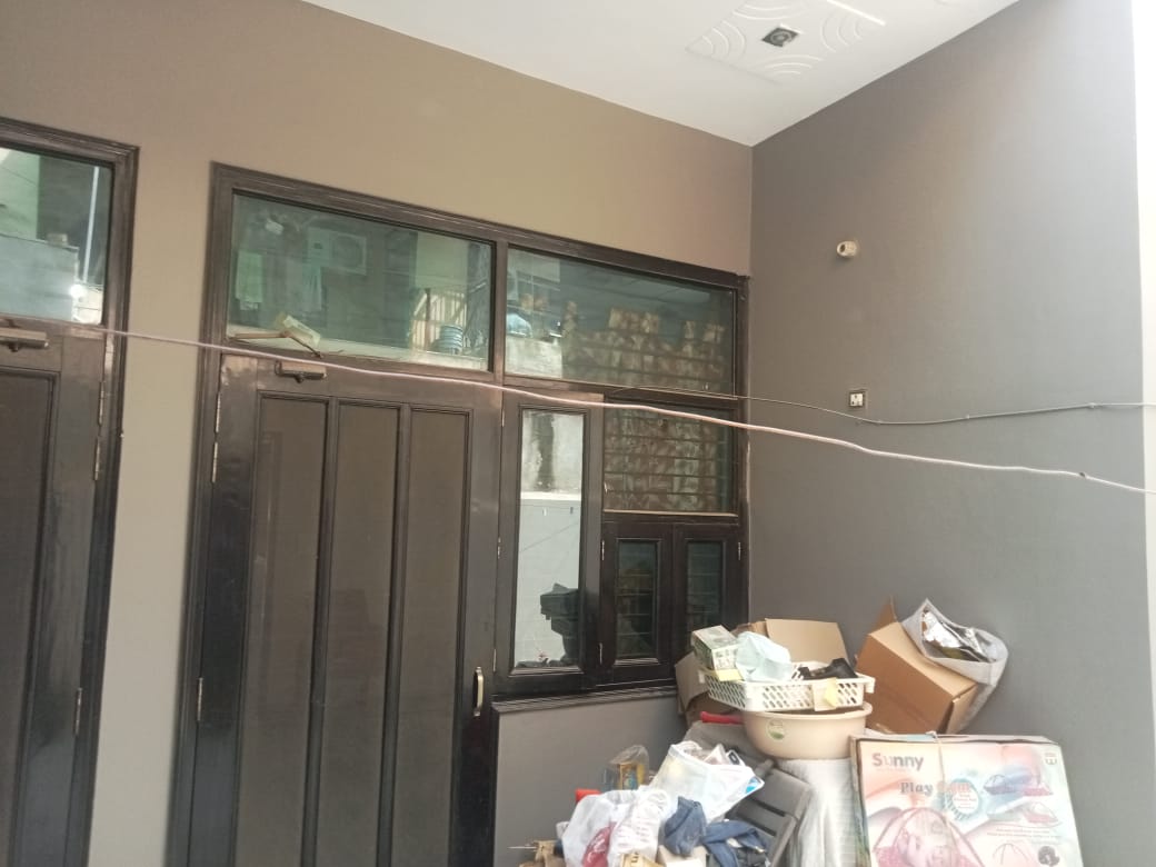 3 BHK + Pooja Room Builder Floor For Rent in Sector 9