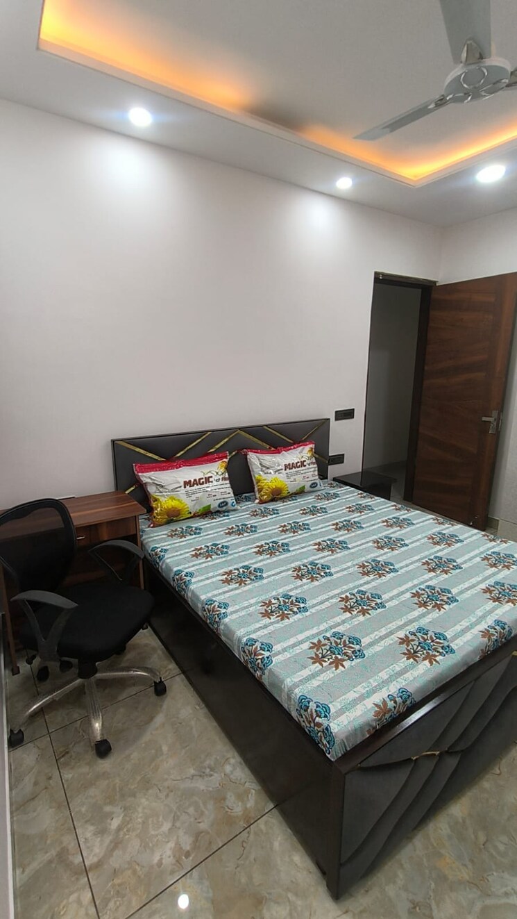 Bedroom, tagore garden 1 Bedroom 160 Sq.Yd. Builder Floor In Tagore Garden Delhi 8659974