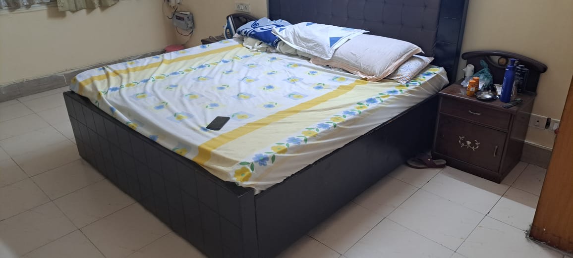 2.5 BHK + Servant Room Builder Floor For Rent in The Grand