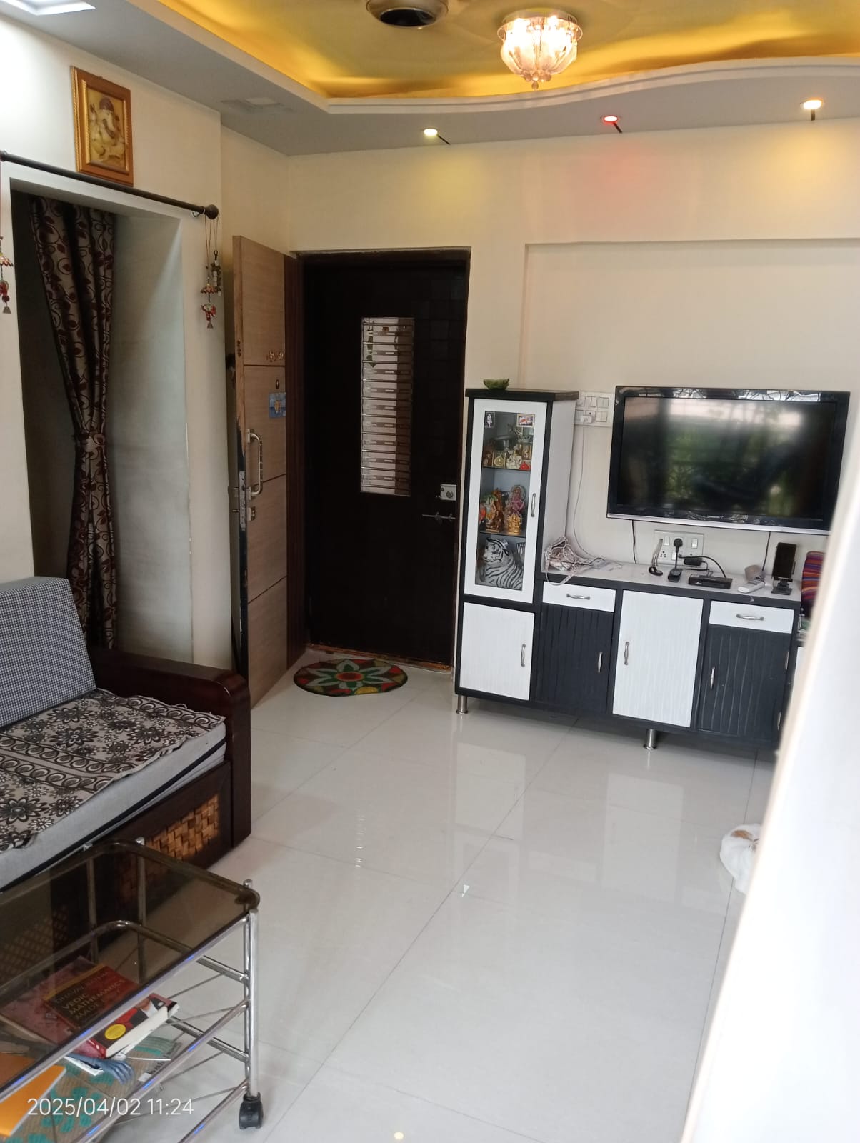 1 BHK 450 Sq.Ft. Apartment in Shiv Om CHS