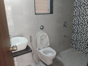 Bathroom in 2.5 BHK Apartment at Kohinoor Presidentia, Sopan Baug – for Rent