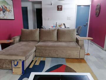 Bedroom in 3 BHK Apartment at Vastrapur – for Rent