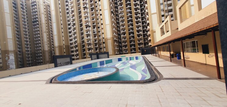Swimming Pool, nimbus-the-express-park-view-ii 2 Bedroom 1292 Sq.Ft. Apartment In Chi V Greater Noida Greater Noida 8659909