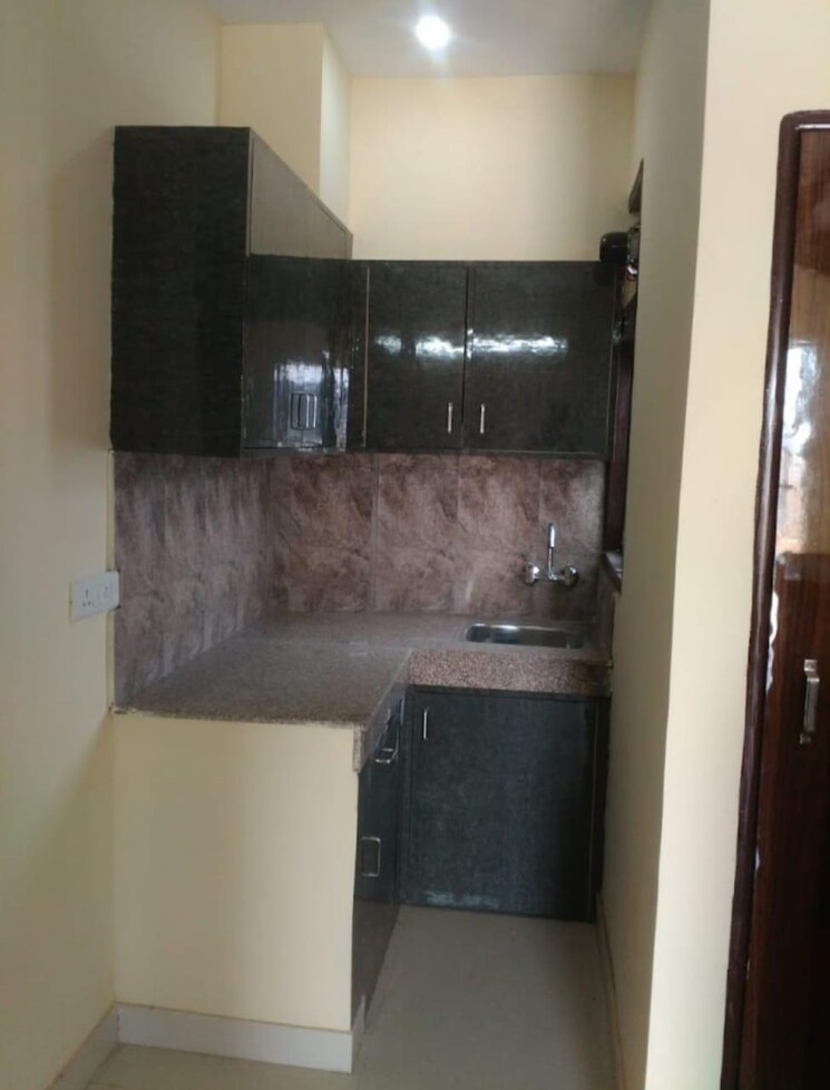 Kitchen, dlf city phase 3 Studio 300 Sq.Ft. Apartment In Dlf City Phase 3 Gurgaon 8659979
