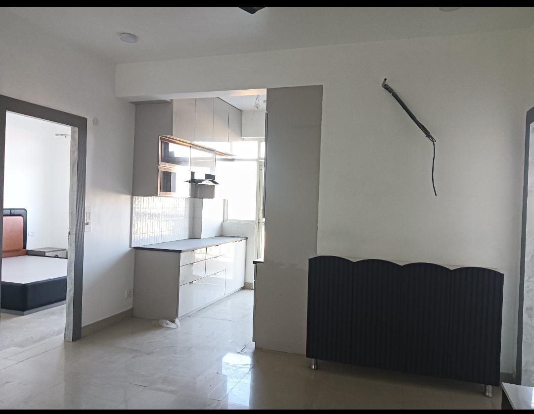 2 BHK Apartment For Sale in Suncity Avenue 76