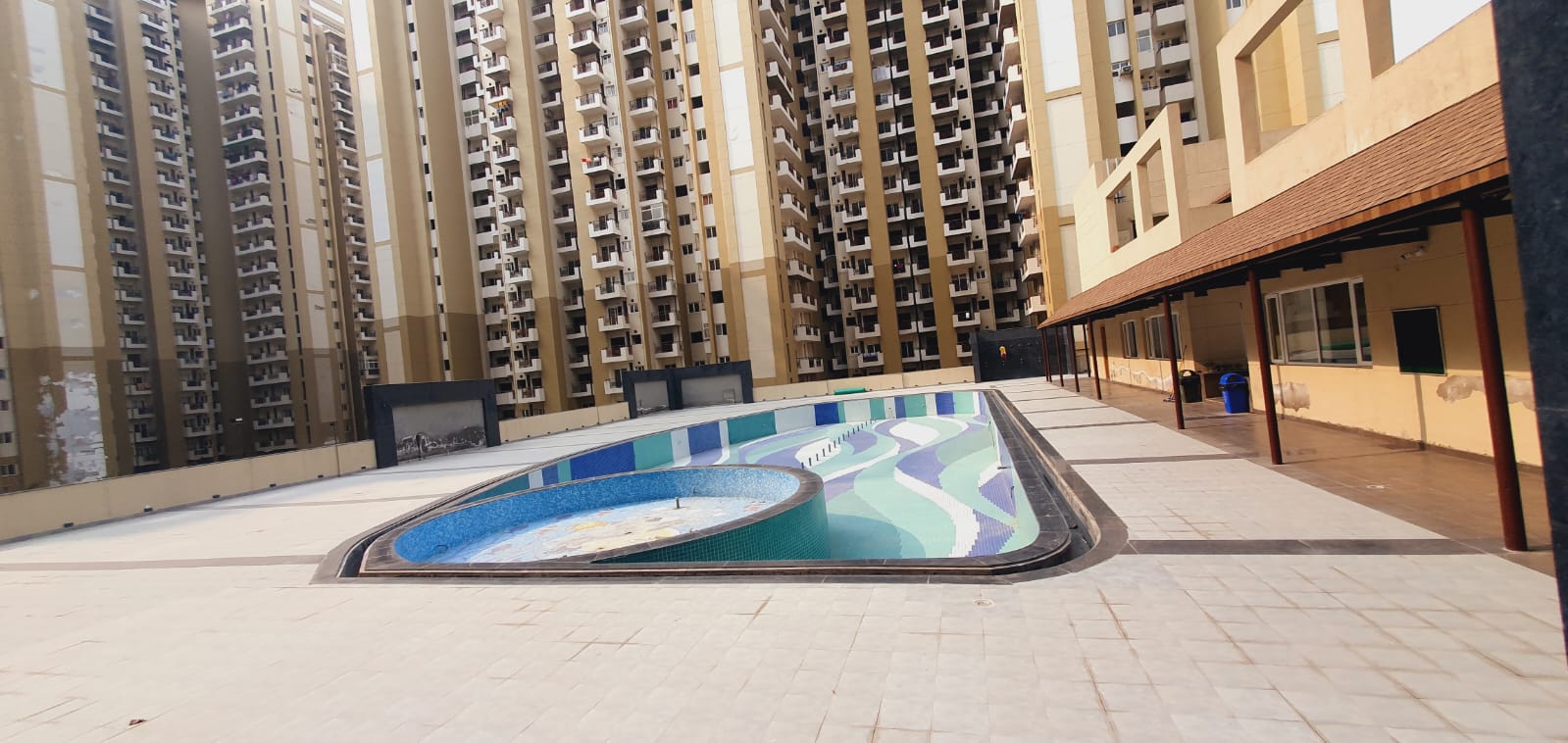 2 BHK + Study Room Apartment For Sale in Nimbus The Express Park View II