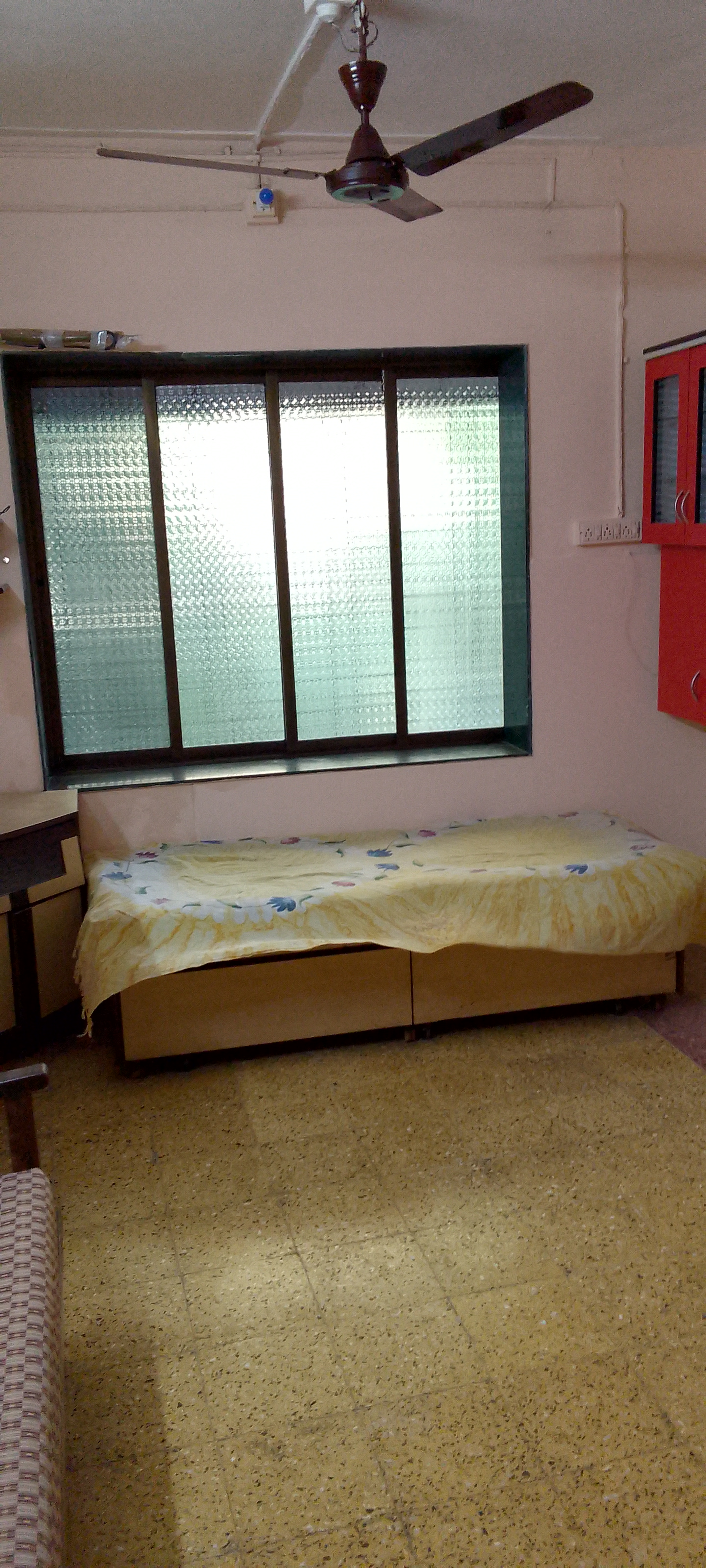 1.5 BHK Apartment For Rent in Eff Jumbo Darshan CHS