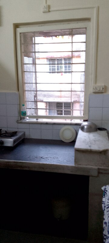 Kitchen in 1.5 BHK Apartment at Eff Jumbo Darshan CHS, Andheri East – for Rent