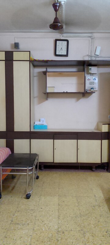 Bathroom in 1.5 BHK Apartment at Eff Jumbo Darshan CHS, Andheri East – for Rent