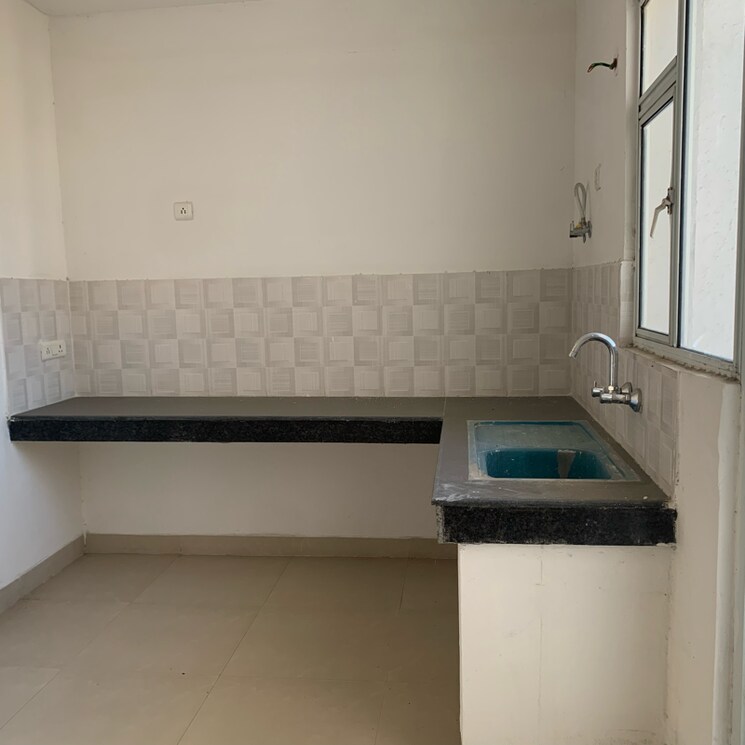 Kitchen, aditya-urban-homes 2 Bedroom 840 Sq.Ft. Apartment In Shahpur Bamheta Ghaziabad 8660298