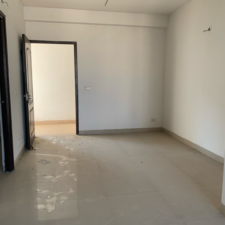 Living Room, aditya-urban-homes 2 Bedroom 840 Sq.Ft. Apartment In Shahpur Bamheta Ghaziabad 8660298