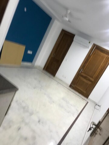 Furnished Amenities in 3 BHK Builder Floor at Eros City Square, Sector 49 – for Rent