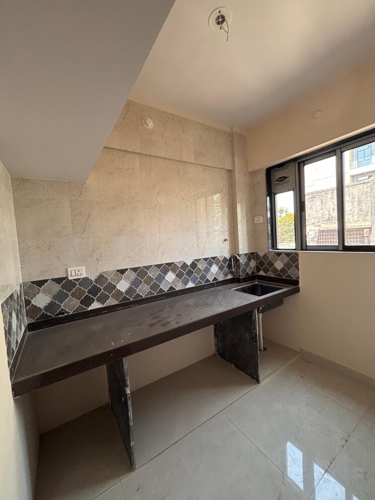 Kitchen, madhu vihar 3 Bedroom 1450 Sq.Ft. Apartment In Madhu Vihar Delhi 8660313