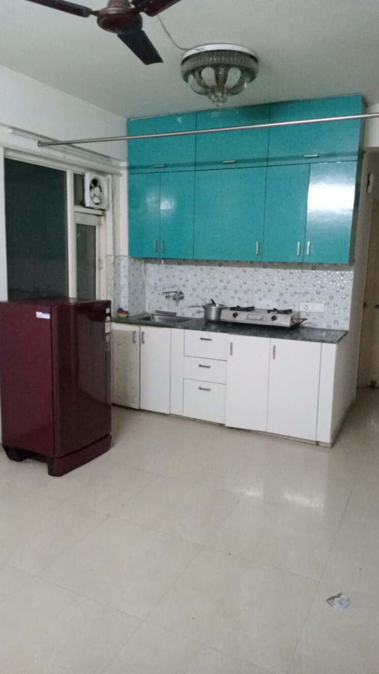 Kitchen, rof-aalayas 2 Bedroom 574 Sq.Ft. Apartment In Sector 102 Gurgaon 8660342