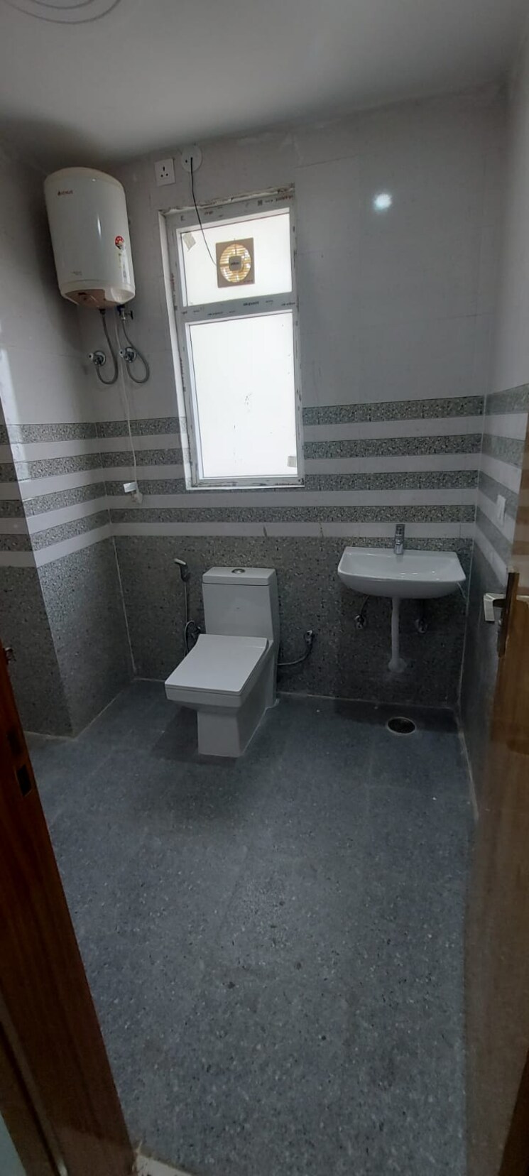 Master Bedroom, sector 7 2 Bedroom 154 Sq.Yd. Builder Floor In Sector 7 Gurgaon 8660421