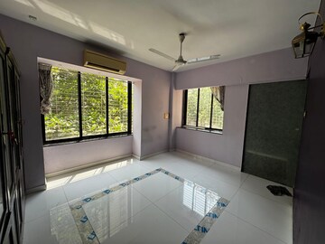 Bedroom in 4 BHK Apartment at Shapoorji Pallonji The Dualis, Sector 46 – for Sale