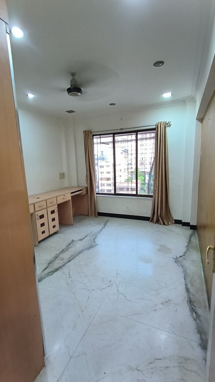 Room, shivaji park 3 Bedroom 1300 Sq.Ft. Apartment In Shivaji Park Mumbai 8660765