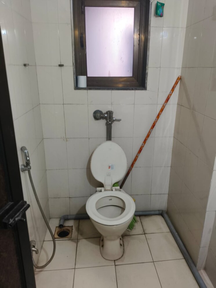 Bathroom, central-park-ii-the-room 3 Bedroom 2250 Sq.Ft. Apartment In Sector 48 Gurgaon 8660768