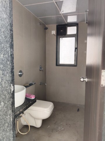 2 BHK Apartment For Rent in Runwal Eirene, Balkum Pada