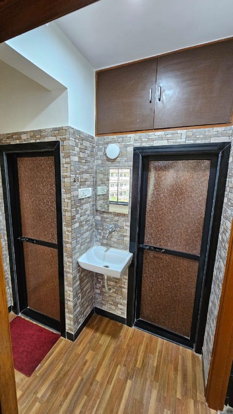 Bathroom, bandra west 1 Bedroom 550 Sq.Ft. Apartment In Bandra West Mumbai 8660700