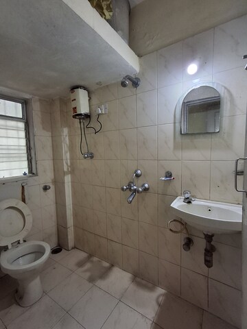 Bathroom in 1 BHK Apartment at HDIL Dheeraj Upvan 1, Borivali East – for Rent