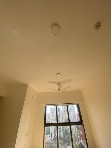 Furnished Amenities in 2 BHK Apartment at Dosti Eastern Bay, Wadala – for Rent