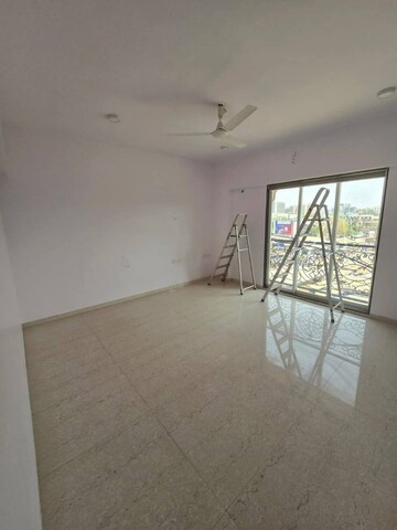 Room in 2 BHK Apartment at Andheri West – for Rent