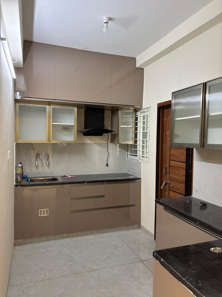 Kitchen, srr-sriram-river-view 3 Bedroom 1550 Sq.Ft. Independent House In Narsingi Hyderabad 8660896