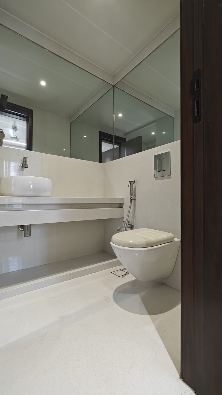 Bathroom, kandivali west 3.5 Bedroom 998 Sq.Ft. Apartment In Kandivali West Mumbai 8656420