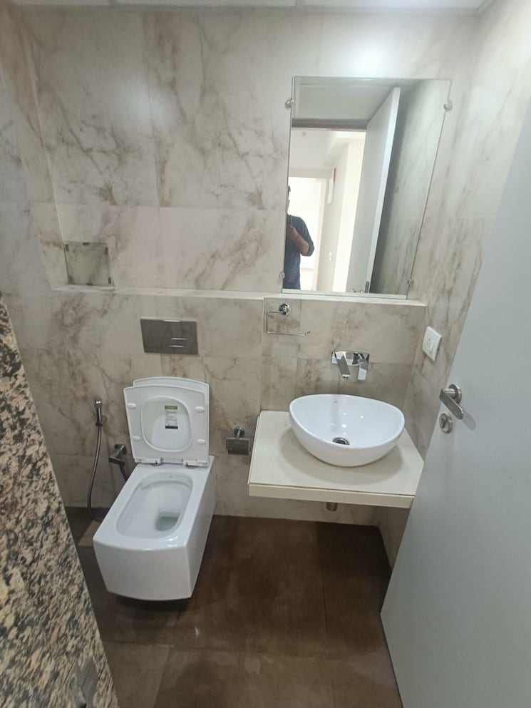 Bathroom, kanakia-silicon-valley 2 Bedroom 669 Sq.Ft. Apartment In Powai Mumbai 8661032