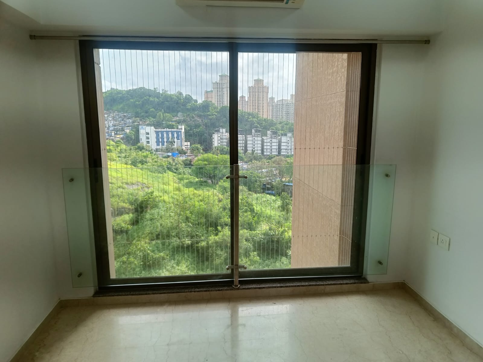 2 BHK Apartment For Rent in Kanakia Silicon Valley