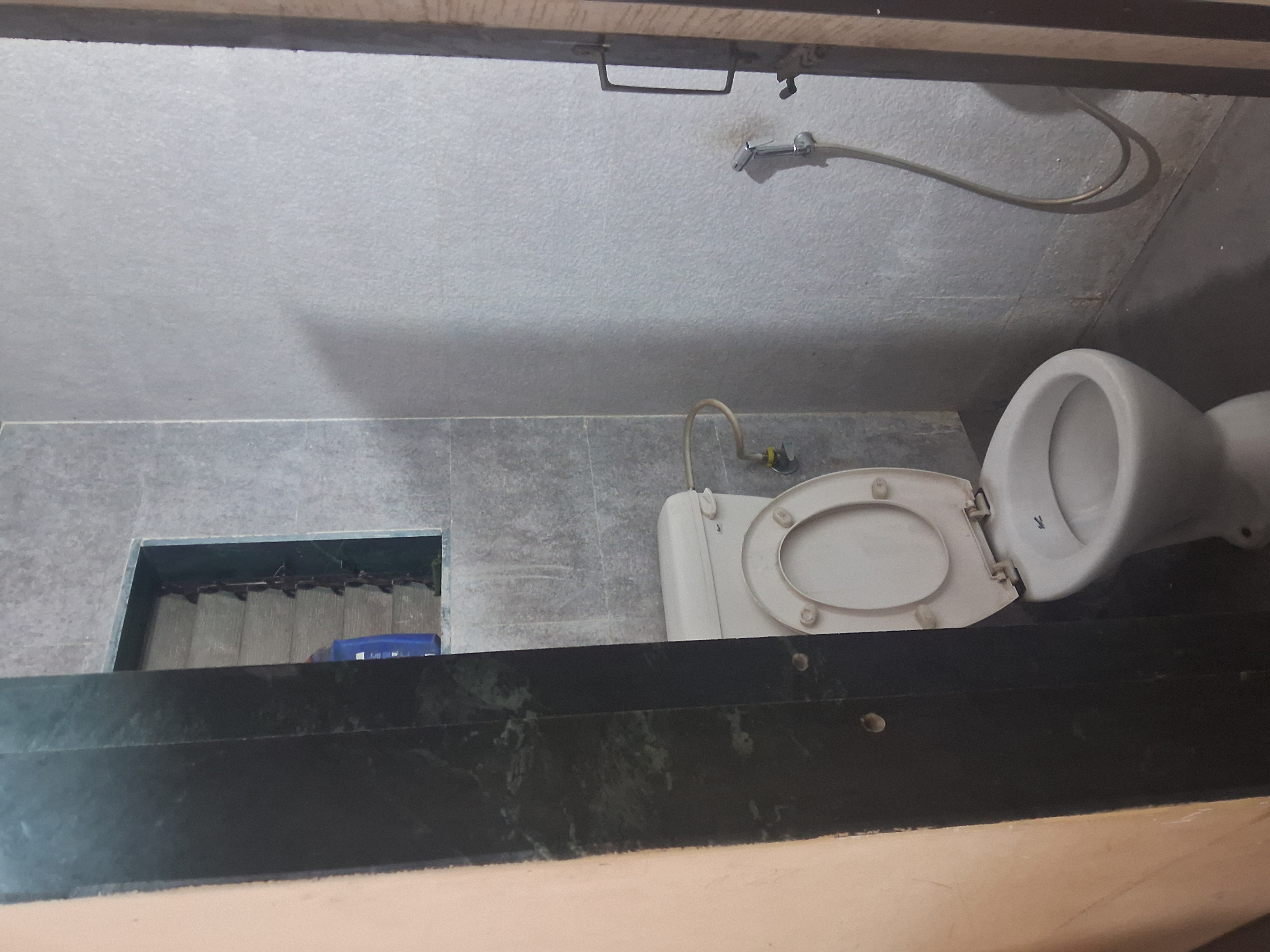 2 BHK Apartment For Rent in Laxmi Park Apartment