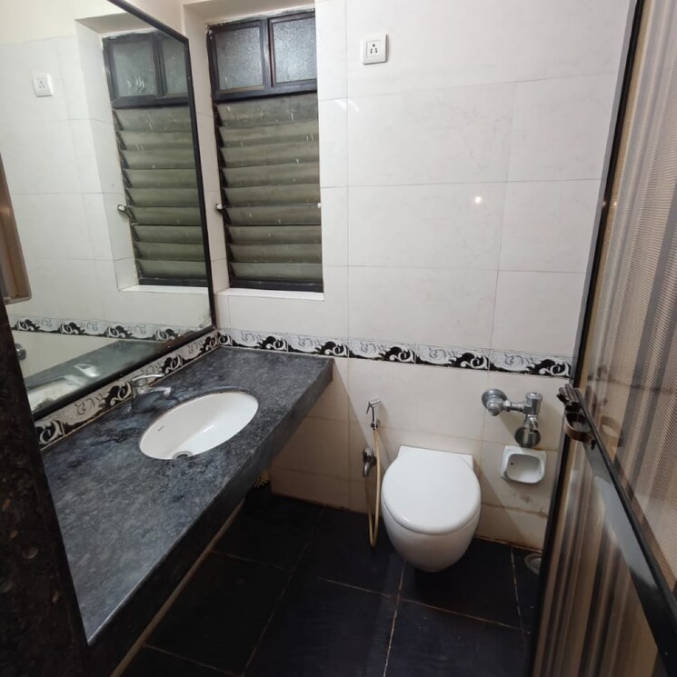 Bathroom, raheja-heights-phase-2 2 Bedroom 1165 Sq.Ft. Apartment In Aarey Colony Mumbai 8661011
