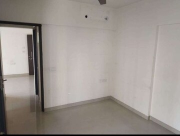 1 BHK Apartment For Sale in Wadhwa Elite Solitaire, Kolshet Road