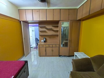 1 RK Apartment For Rent in Cliff End CHS, Andheri East