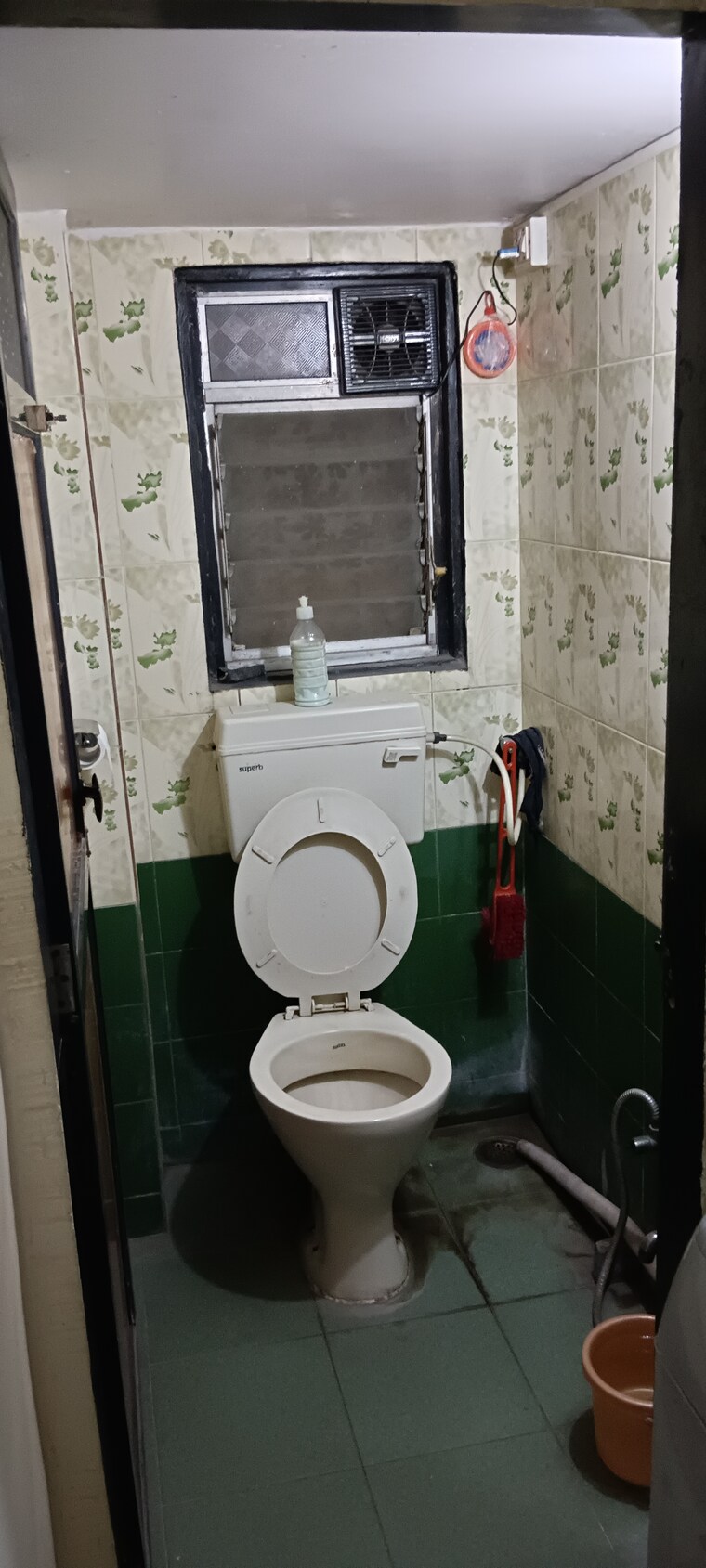 Bathroom, kalyan west 1 Bedroom 570 Sq.Ft. Apartment In Kalyan West Thane 8661204