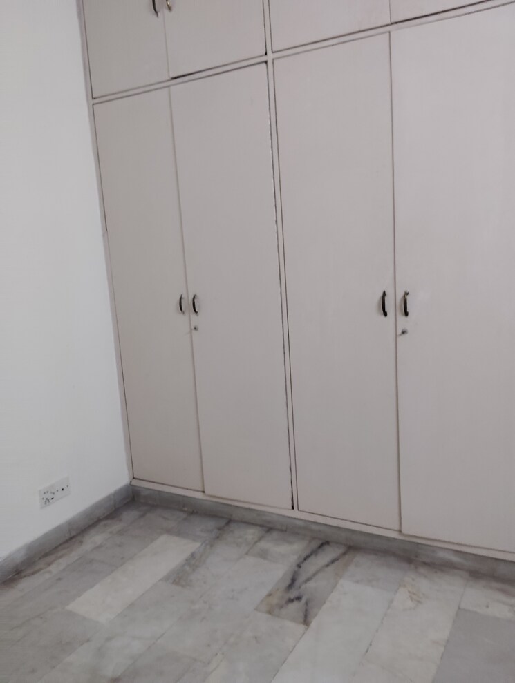Room, rwa-flats-pocket-40 2.5 Bedroom 1100 Sq.Ft. Builder Floor In Kalkaji Delhi 8661265