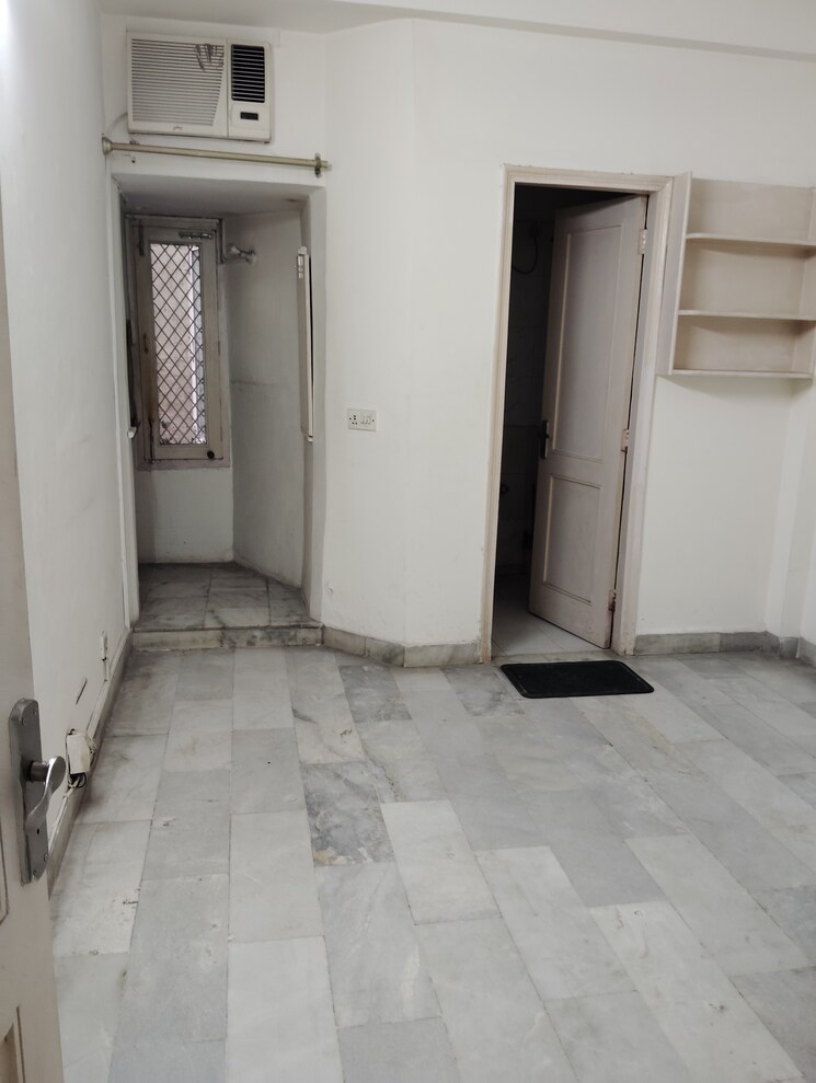 Room, rwa-flats-pocket-40 2.5 Bedroom 1100 Sq.Ft. Builder Floor In Kalkaji Delhi 8661265