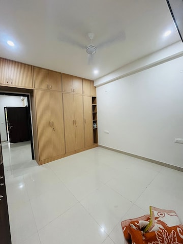 Room in 2 BHK Builder Floor at Sector 46 – for Rent