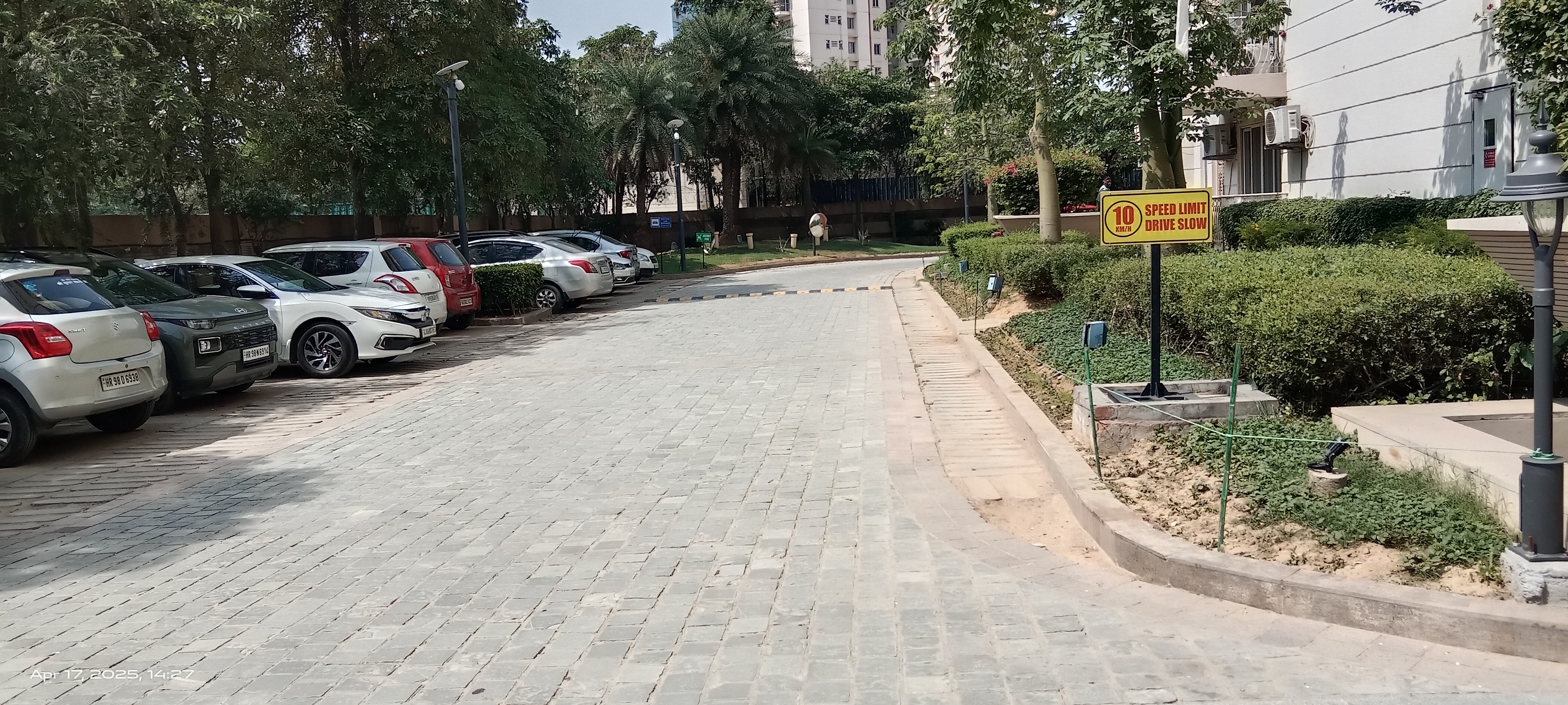 3 BHK + Servant Room Apartment For Rent in BPTP Park Prime