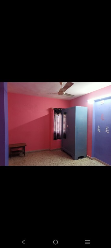 Room in 2 BHK Apartment at Roots Aarav Arise, Vastrapur – for Rent