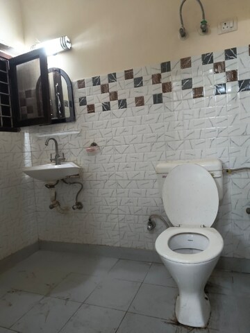 Bathroom in 2 BHK Apartment at Sarita Vihar – for Rent