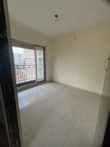 Room in 1 BHK Apartment at SM Pearl, Taloja Sector 23 – for Rent