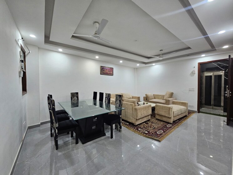 Living Room, paryavaran complex 2 Bedroom 950 Sq.Ft. Builder Floor In Paryavaran Complex Delhi 8661444