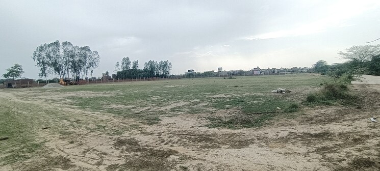 undefined, chhata  118 Sq.Yd. Plot In Chhata Mathura 8661443