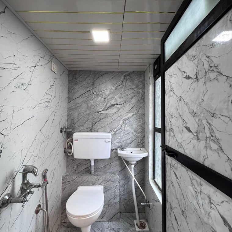 Bathroom, vasai west 2 Bedroom 600 Sq.Ft. Apartment In Vasai West Palghar 8661459