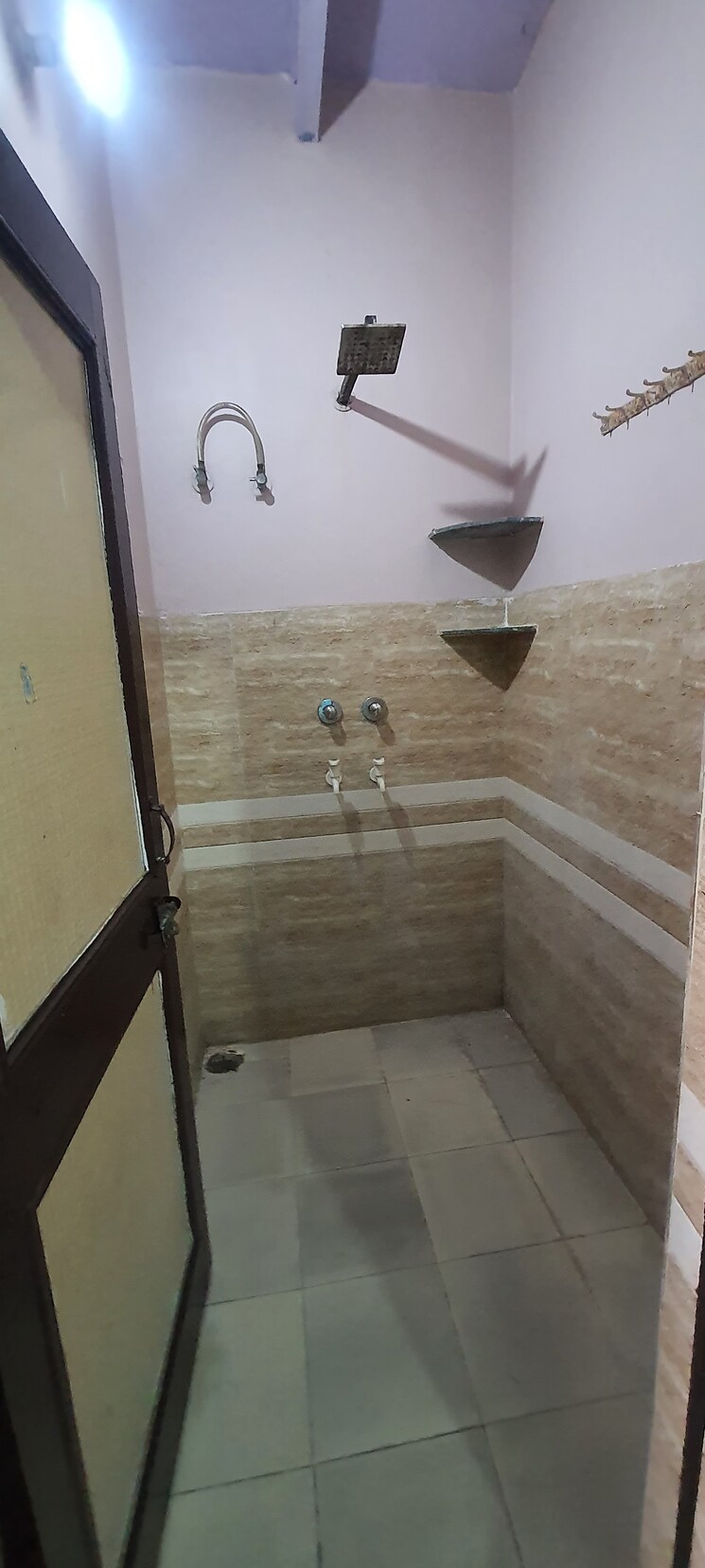 Bathroom, sector 7 2 Bedroom 160 Sq.Ft. Independent House In Sector 7 Faridabad 8661518